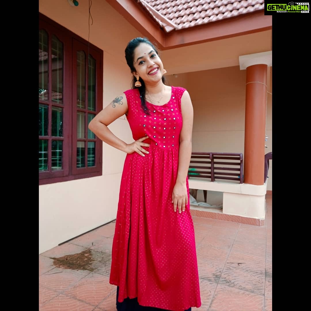 Amrutha Nair Instagram - ❤😍 👗 @shoppers___paradise Jumkka @vyka_collections Thiruvananthapuram, Kerala, India