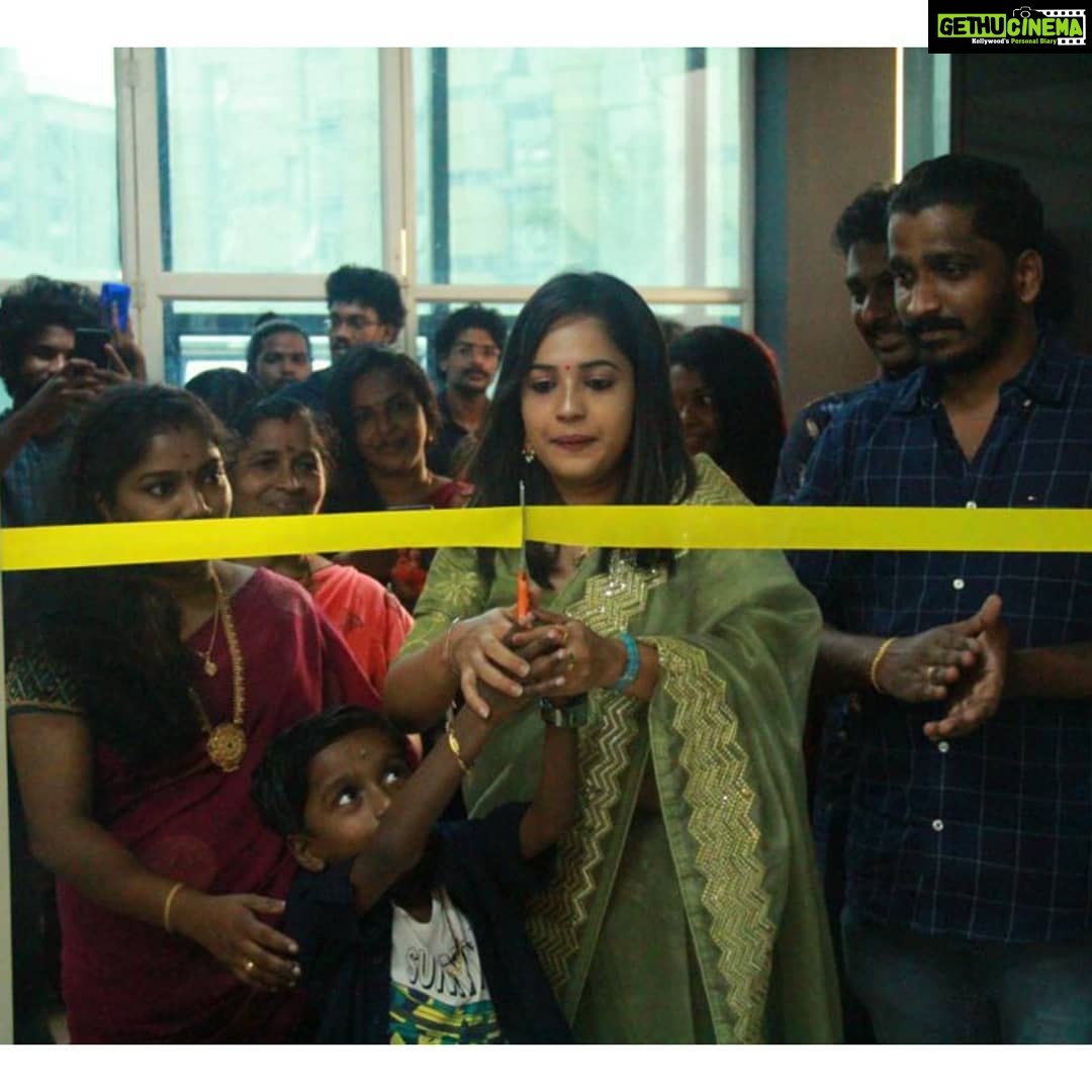 Amrutha Nair Instagram - Heartiest Congratulations on the opening of the newest franchise of Deep Ink Tattooz in Trivandrum. May you continue to prosper and rise higher in your endeavors for the success of this wonderful franchise. All the luck for you and your new adventure. Your hard work paid off and it's time for a wonderful and joyful celebration Saree @adalynn_wardrobe @thedeepinktattooz_tvm @thedeepinktattooz@kuldeepkrishna369 @earth_and_garden Pattom