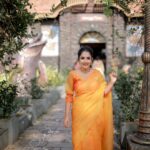 Amrutha Nair Instagram – 🧡🧡Mrngg…

Saree @brand_nithara_ 
MUA @blushingtone_beauty_salon
Pic @syam_muralee_photography 
Accessories @storybox.jewels Thiruvananthapuram, Kerala, India