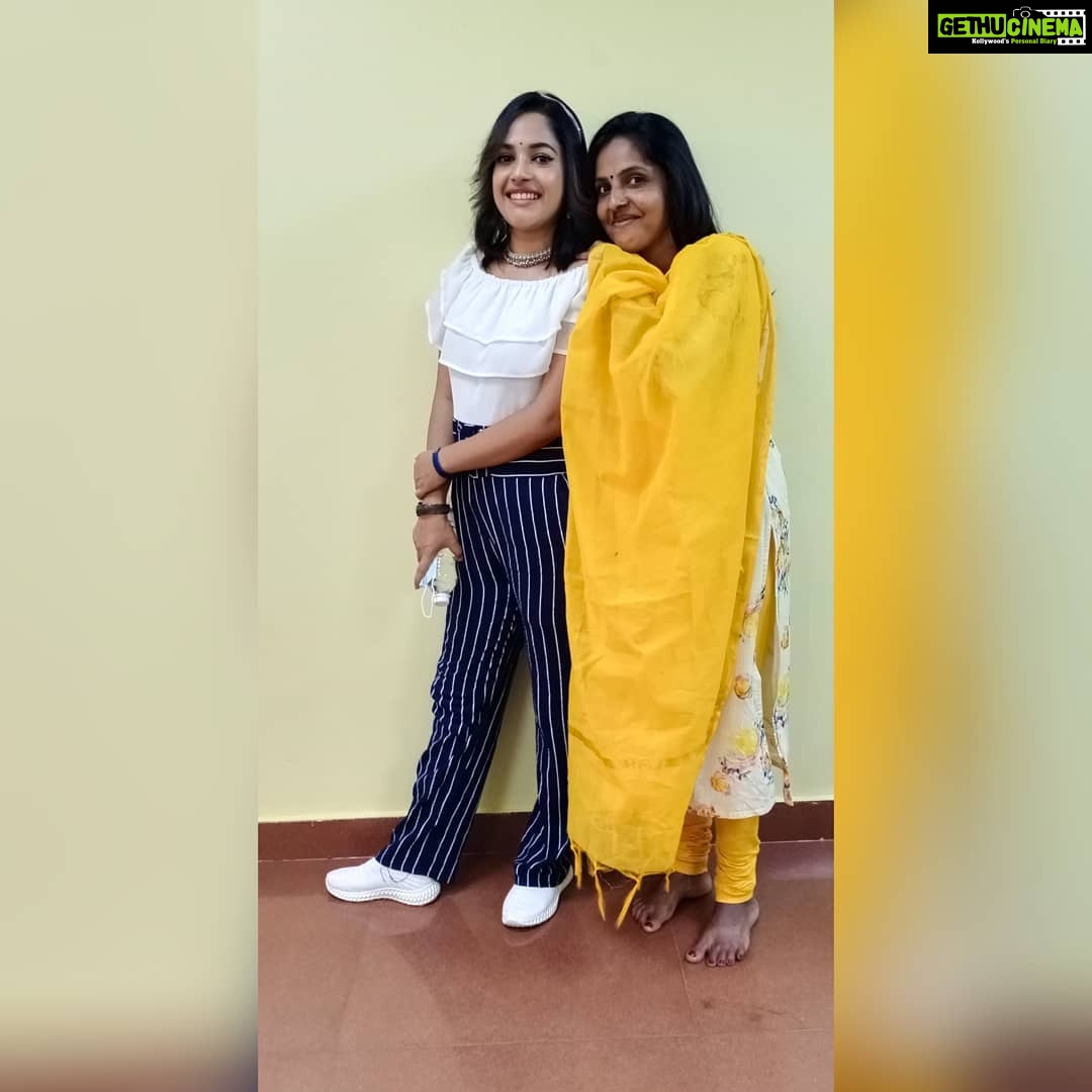 Amrutha Nair Instagram - ❤😘Happy mother's day Amma❤😘