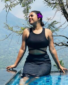 Amrutha Nair Instagram - ♥️

Location @dreamcatchermunnar