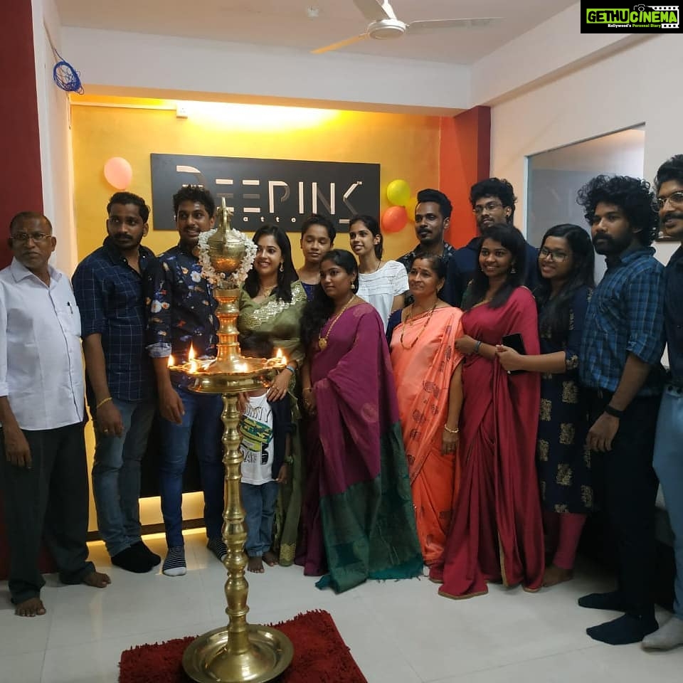 Amrutha Nair Instagram - Heartiest Congratulations on the opening of the newest franchise of Deep Ink Tattooz in Trivandrum. May you continue to prosper and rise higher in your endeavors for the success of this wonderful franchise. All the luck for you and your new adventure. Your hard work paid off and it's time for a wonderful and joyful celebration Saree @adalynn_wardrobe @thedeepinktattooz_tvm @thedeepinktattooz@kuldeepkrishna369 @earth_and_garden Pattom