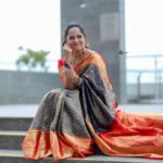 Anasuya Bharadwaj Instagram - 🍓🫐 @swathishoppingmall 🥻 @sreemukhi.mekala 😊 @lorifinejewellery 👑 @makeupbysiva 💄 @telusivakrishna 👱‍♀️ @karthik12340 ☕️ @umediaentartainments 🚨 @kalyansunkara 👨‍💼 @snaplica_official 📸