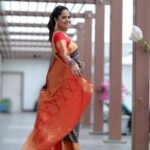Anasuya Bharadwaj Instagram - 🍓🫐 @swathishoppingmall 🥻 @sreemukhi.mekala 😊 @lorifinejewellery 👑 @makeupbysiva 💄 @telusivakrishna 👱‍♀️ @karthik12340 ☕️ @umediaentartainments 🚨 @kalyansunkara 👨‍💼 @snaplica_official 📸