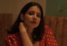 Angana Roy Instagram - Every woman has a bit of red in her personality. We just gotta bring it out. Pujo shoot for @sreyashirakadas 💛 📸 @santanu_biswas #reddress #pujoshoot #august #redaesthetic #redbubble #cafedecor #artsy #aesthethic #weekend #lookbook #tattoo #believe #lookoftoday #tb #saturdayvibes #igdaily #saturdaymood #saturdaynight #igoftheday #loveforfashion #anganaroy #lovefromA