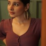 Angana Roy Instagram – ✨✨

#septemeber #newreel #newsong #youresogolden #pujocollection #pujoshoot #reelsinstagram #reelsindia #mondayreel #mondaymood #rainyday #raining #artsy #cafeinterior #reelsvideo #lovefromA