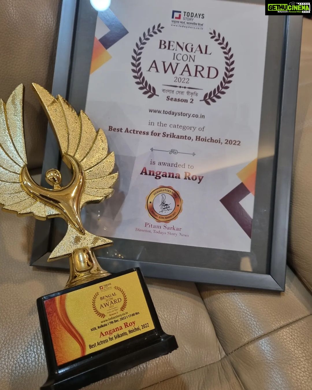 Angana Roy Instagram - Year end treats. Thank you so much @todaysstorynews @mr.biplab13 for this award. Srikanto will always have a place in my heart for a number of reasons. Being able to play Rajlokkhi has been a wonderful experience. Loved working with each and every one associated with this series, received so much from the people I look upto. And I think it has been a full circle from the release of the series to me receiving this award. Grateful to the universe. Here's looking forward to what the new year brings forth. Love and Light. π« Wearing @blush_tree π @hoichoi.tv @acropoliisentertainment @abirgupta @boboshambo @tony_bose #award #thursdaypost #thursdaynight #grateful #onlylove #newpost #postoftheday #srikanto #webseries #webshow #thankful #yearend #endofyear #december #dreamy #lovefromA