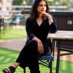 Angana Roy Instagram - Autumn Afternoons. 🍁🍂 📸 @canvuspapay For @sanj_app #autumn #autumnvibes #autumncolors #sundaypost #sundaythoughts #fall2022 #falloutfits #sunnyday #postoftheday #fallseason #favouriteseason #lovefromA Polo Floatel, Calcutta