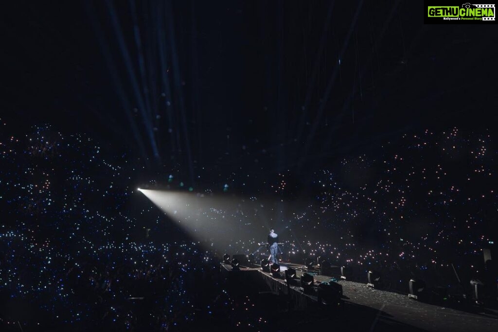 Anirudh Ravichander Instagram - We LIT up Wembley last night! London, you went crazy ❤️ London, United Kingdom