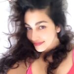 Anjali Lavania Instagram - Something about monsoon - the rain ☔️ - the clouds 🌧 - the wind 🌀 that makes me wanna snuggle and cuddle in bed and just hibernate like a bear 🐻😂 Do you love the rain too? #pluviophile #cuddleweather #anjelliluvania