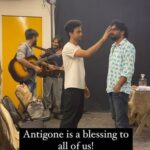 Anjali Patil Instagram – I still remember the day when @dasmkti sent me the first song of the play!
I knew in that instant @abhinavpateriya ‘s music is absolutely रूहानी.
We all feel it when we sing!
From those days till last night, countless hours were put in by the team to create a seamless and soulful live performance!
This musical has only begin it’s journey to touch many more hearts!

Anecdote-  Also Anahat means Heart chakra!
@anahatfilms 

मेरे अज़ीज़ो,

@vidisha67 
@juhipahuja @only.vaibhavv @kaths_joshi @iamthatchudail @kaustubh001 @amitjoshi_on 
@udityalahkar @gargiswami
@nyn_pandya 
@ashimachauhaanofficial @its_atishayjain @lekhachafekar1 @rishabh_yoga_for_love 
@shamimahimkar @priyanka_bora1

#Antigone #themusical #play #kingcreon #atmp #anahatfilms #anahat #love #music #art #theatre #life #love #laugh #play #enjoylife
