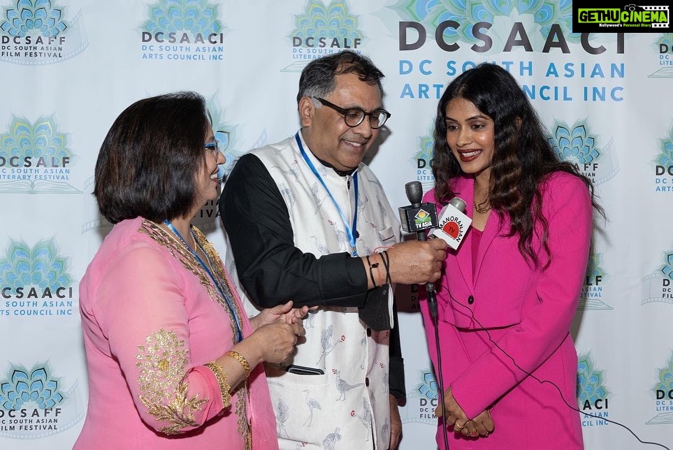 Anjali Patil Instagram - Opening Night @dcsaff Here with two films! Neither A Girl Nor A Woman- (Documentary)and Danny Goes Aum (fiction) by @sandeepthemohan Washington, DC