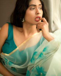 Anjali Patil Instagram - To be a woman is to be a river. 
To be a river is to be in a flow. 
To be a flow is to be alive. 
To be alive is to be in love. 
To be in love is to be a woman. 

@subikanifabint @camerasenthil
