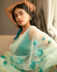 Anjali Patil Instagram - To be a woman is to be a river. 
To be a river is to be in a flow. 
To be a flow is to be alive. 
To be alive is to be in love. 
To be in love is to be a woman. 

@subikanifabint @camerasenthil