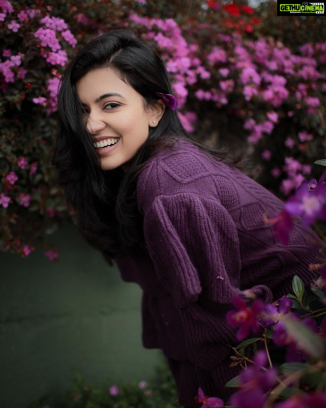 Anju Kurian Instagram - I purple you 💜💜💜! . . . . 📸- @abi_fine_shooters 🏨- @chandysdrizzledrops #photooftheday #happyplace #purpleflowers #naturelovers #travellerlife #travelgram #instamood #gratefulheart #loveislove #goodday #flowers #bloomingdays #intotheunknown