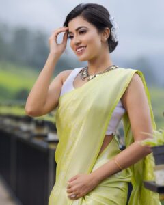 Anju Kurian Instagram - Saree love 💕 Which is your favourite??? #sareelove #wrappedinsaree #favouriteoutfits #favourites #tuesdays #throwback🔙 #instalove #dailylook