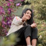 Anju Kurian Instagram – Sunday vibes🌸🌸🌸! 

.
.
.
.
📸- @abi_fine_shooters 

#happysunday #sundaymood☀️ #eveningpost #dailylook #happyday #vacaymode #feelblessed #blesseddays #spreadlove #xoxo Tamil Nadu