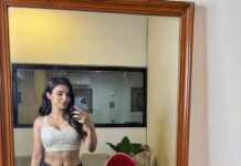 Ankitta Sharma Instagram - 🪞