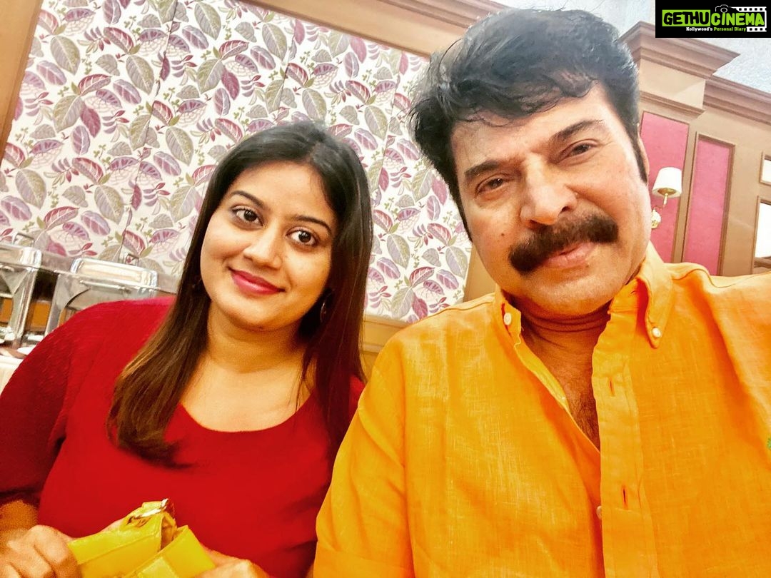 Ansiba Hassan Instagram - Today’s first picture with our megastar @mammootty @amma.association Amma show rehearsal camp #ansibahassan #mammootty