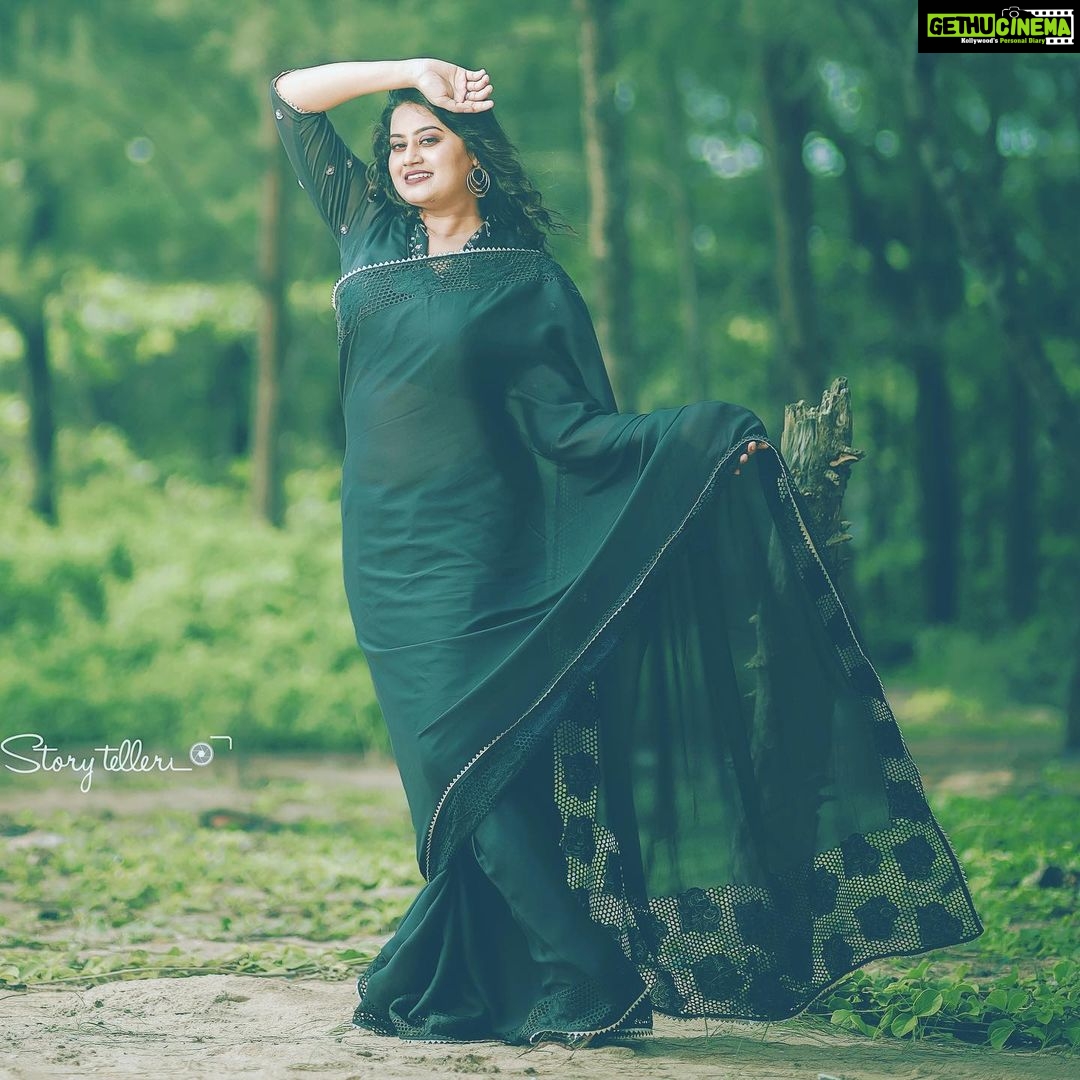 Ansiba Hassan Instagram - Good morning 🌞. PC @_story_telle__r mua @_arya_jithins_makeover costume @ebsha_store #ansibahassan #mollywoodactress #cinema