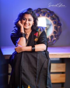 Ansiba Hassan Instagram - It's nice to be in saree 💕  Pc @sumesh_shiva Mua @sreegeshvasan_makeupartist  Costume @swapnamanthra  Jwellery @parakkat_jewels @preethiparakkat  #ansibahassan #actress #movies #saree #blackpink #tollywood