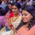 Ansiba Hassan Instagram - Memorable award night @mazhavilmanoramatv @amma.association @devichandana82 @thesnyalikhan @imbeena.antony #ansibahassan #mollywood #actorslife #award