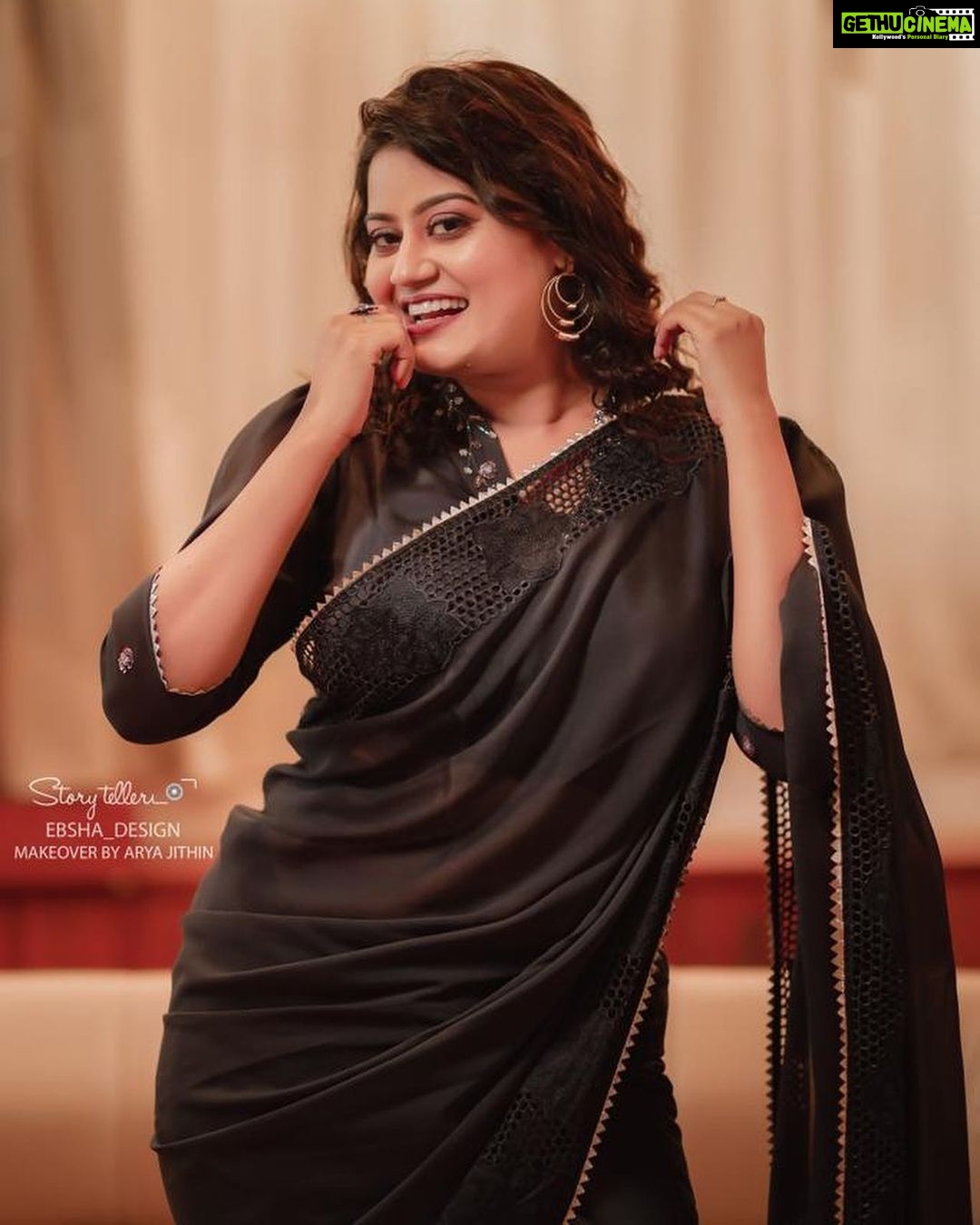 Ansiba Hassan Instagram - Grace always conquers ✨🖤 . . . . Photography: @_story_telle__r MUA: @_arya_jithins_makeover Costume: @ebsha_store #ansibahassan #mollywoodactress #cinema #malayalammovie #actress #model #photography #canon #nikon #black