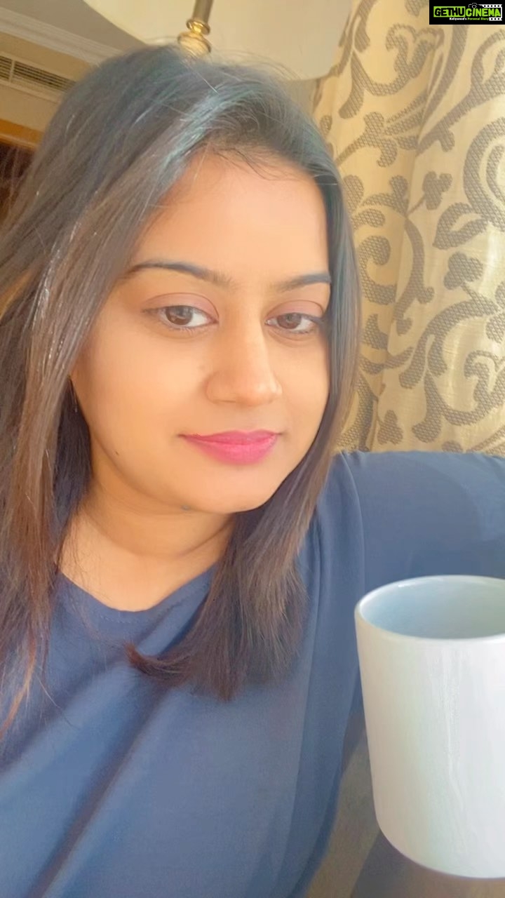 Ansiba Hassan Instagram - Nee mellai mellai ennai kollatheyyyyyyyyy ❤️ Always in love with #kaakkakaakka #tamilsong #surya #jyothika #gouthamvasudevmenon #ansibahassan #romance