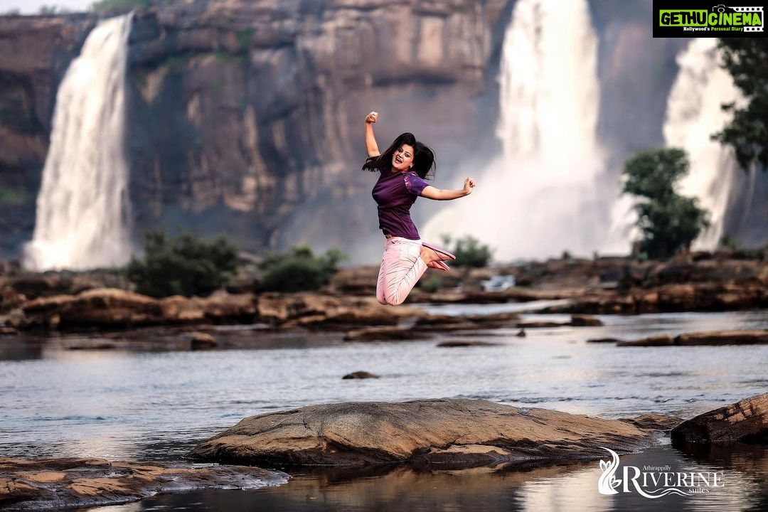 Ansiba Hassan Instagram - Such a beautiful place to chill out 🌸. @riverine_suites 📸 @lijo___paul Cordination @rajeev_raghavan #ansibahassan #kerala #athirappilly #actress #mollywood #tollywood
