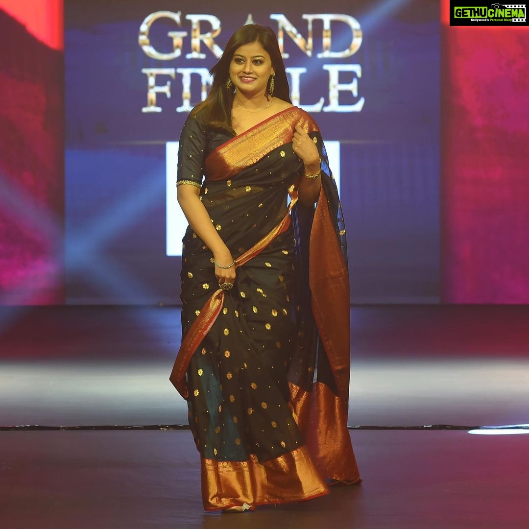 Ansiba Hassan Instagram - Always a saree lover ❤️ @jayanthiballal #ansibahassan #ansiba #actress #sareelove