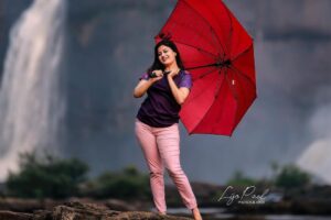 Ansiba Hassan Instagram - Love the nature @riverine_suites 📸 @lijo___paul coordination @rajeev_raghavan #ansibahassan #athirappilly #nature #actress Athirappilly Riverine Suites
