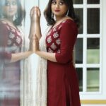 Ansiba Hassan Instagram - Have beautiful dreams 🤗. Photo @ekuts003 #ansibahassan #mollywood #love