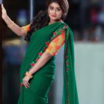 Ansiba Hassan Instagram - It’s been a while 💚. #ansibahassan #mollywood #tollywood #kollywoodactress #saree