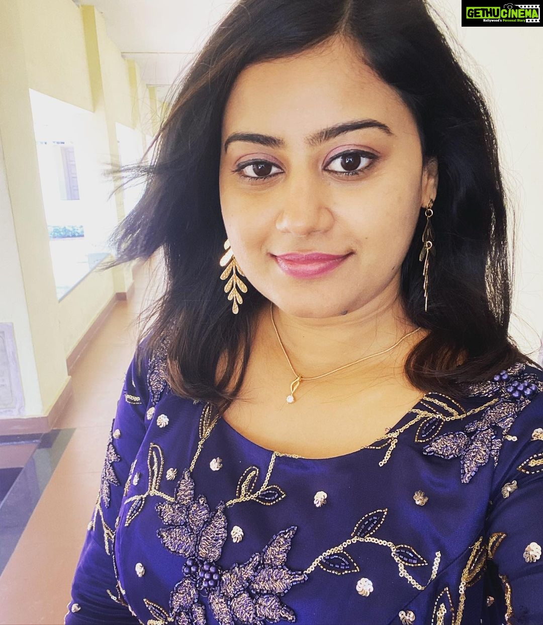 Ansiba Hassan Instagram - Good night 💙 #ansibahassan #actress #love #romantic