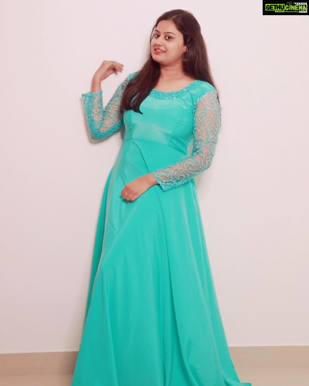 Ansiba Hassan Instagram - Dream in the moonlight 😍. Costume @laagire #ansibahasan #ansiba_hassan #dream #love #gowns #mollywood #kollywood