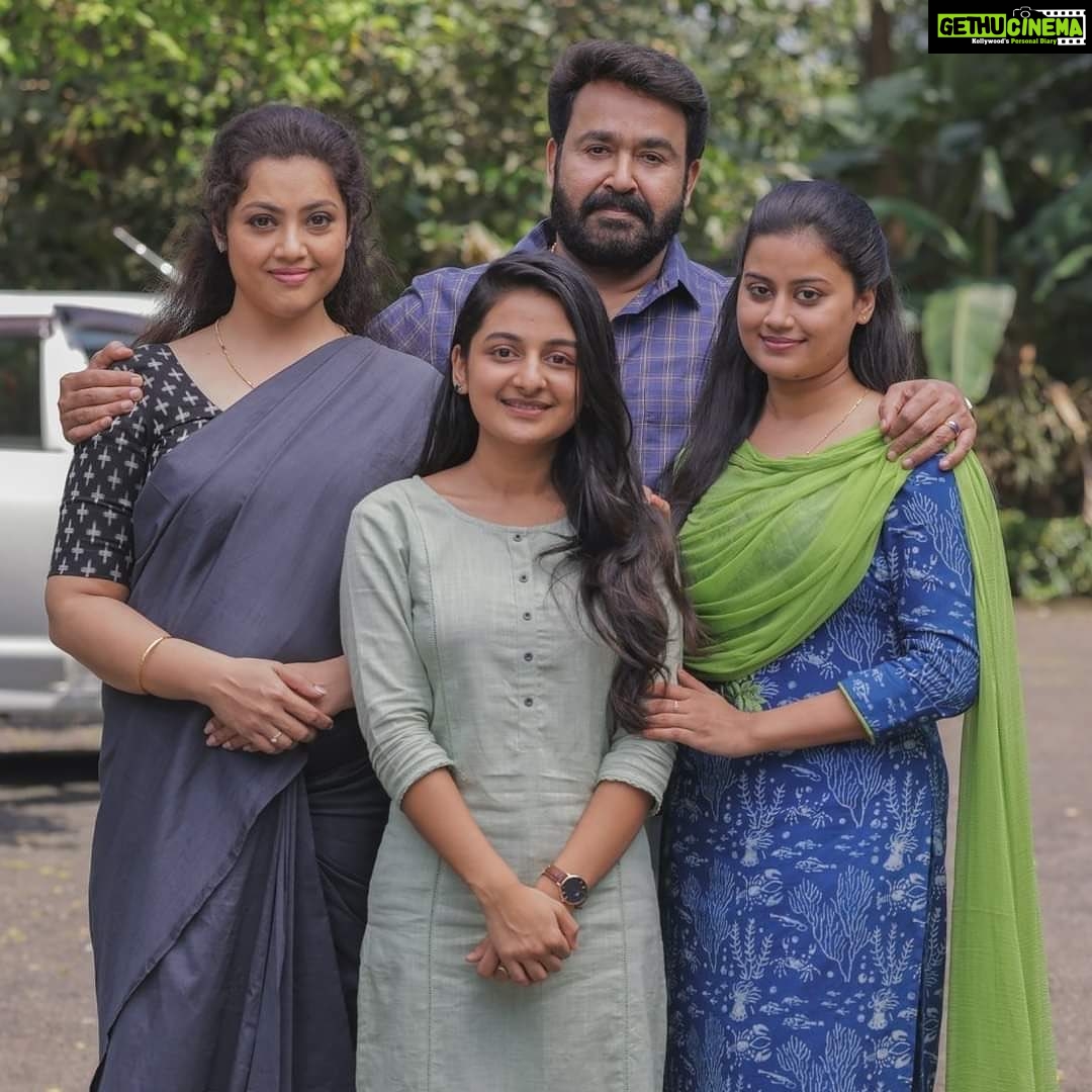 Ansiba Hassan Instagram - Yes we are coming to Theatres @ Dxb ❤️. @mohanlal @jeethu4ever @meenasagar16 @_estheranil @antonyperumbavoor