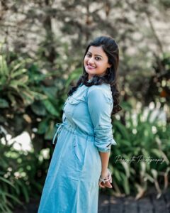 Ansiba Hassan Instagram - Happy Easter 💖

Costume: @drooni_boutique
Makeup & Hair : @reshmiabin @saranyajeneesh
Click: @premjith_photography
Video: @dileepdk_photography
Production: @indiancinemagallery_official
Location: @crowneplazakochi
#happyeaster #photoshoot #ansibahassan #photooftheday #photography #canonphotography #nikonphotography #crowneplaza