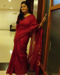 Ansiba Hassan Instagram - Have a pleasant day 🥰  PC @hazeeb_hazzn  Costume @rishtabynasiyanmini  #ansibahassan #drishyam2 #mollywood #traditional #saree