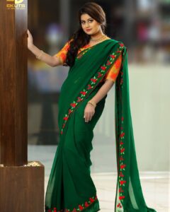 Ansiba Hassan Instagram - 💚

Photography: Ekuts Raghu Alwaye
makeup: Sabitha Zawariya
jewels: Parakkat jewels
costumes: Sheejas Boutique 
crew: Ratheesh Kottappuram, Jijin,Zulfiqar
Agency: Blacats 
#green #greensaree #photooftheday #AnsibaHassan #photography #malayalamcinema #malayalammovies #picoftheday #happyme