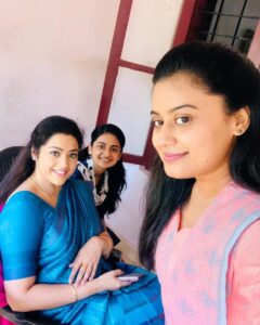 Ansiba Hassan Instagram - We are coming..!!!

#Drishyam2OnPrime premieres on Feb 19, Amazon Prime Video
#drishyam2 #feb19 #release #mohanlal #jeethujoseph #ansibahassan #meenasagar #estheranil