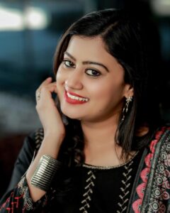 Ansiba Hassan Instagram - Happy evening ❤️
Costume: @drooni_boutique
Makeup & Hair : @reshmiabin @saranyajeneesh
Click: @premjith_photography @her_captain__
Video: @dileepdk_photography
Production: @indiancinemagallery_official
Location: @crowneplazakochi
#photoshoot #ansibahassan #photooftheday #photography #canonphotography #nikonphotography #crowneplaza