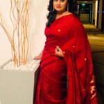 Ansiba Hassan Instagram - Have a pleasant day 🥰 PC @hazeeb_hazzn Costume @rishtabynasiyanmini #ansibahassan #drishyam2 #mollywood #traditional #saree Apollo Dimora