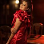 Ansiba Hassan Instagram – Nothing attracts attention like a red dress…
📷: @sumesh_shiva
Styling: @_the__brown__boy, costume @dakshabridalcouture
MUA: @sudhakar4628
#red #photoshoot #ansibahassan #picoftheday #instapic