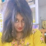 Ansiba Hassan Instagram – Madness at Home 🏡 😎🤪😬🤭 #ansibahassan #actress #homelygirl