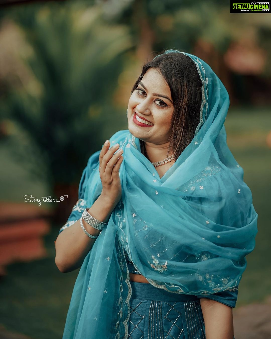 Ansiba Hassan Instagram - Enjoy each and every second of your life 💕 Pc @_story_telle__r Mua @sass_make_up_studio Costume @kempdesignstudio #ansibahassan #actress #mollywood