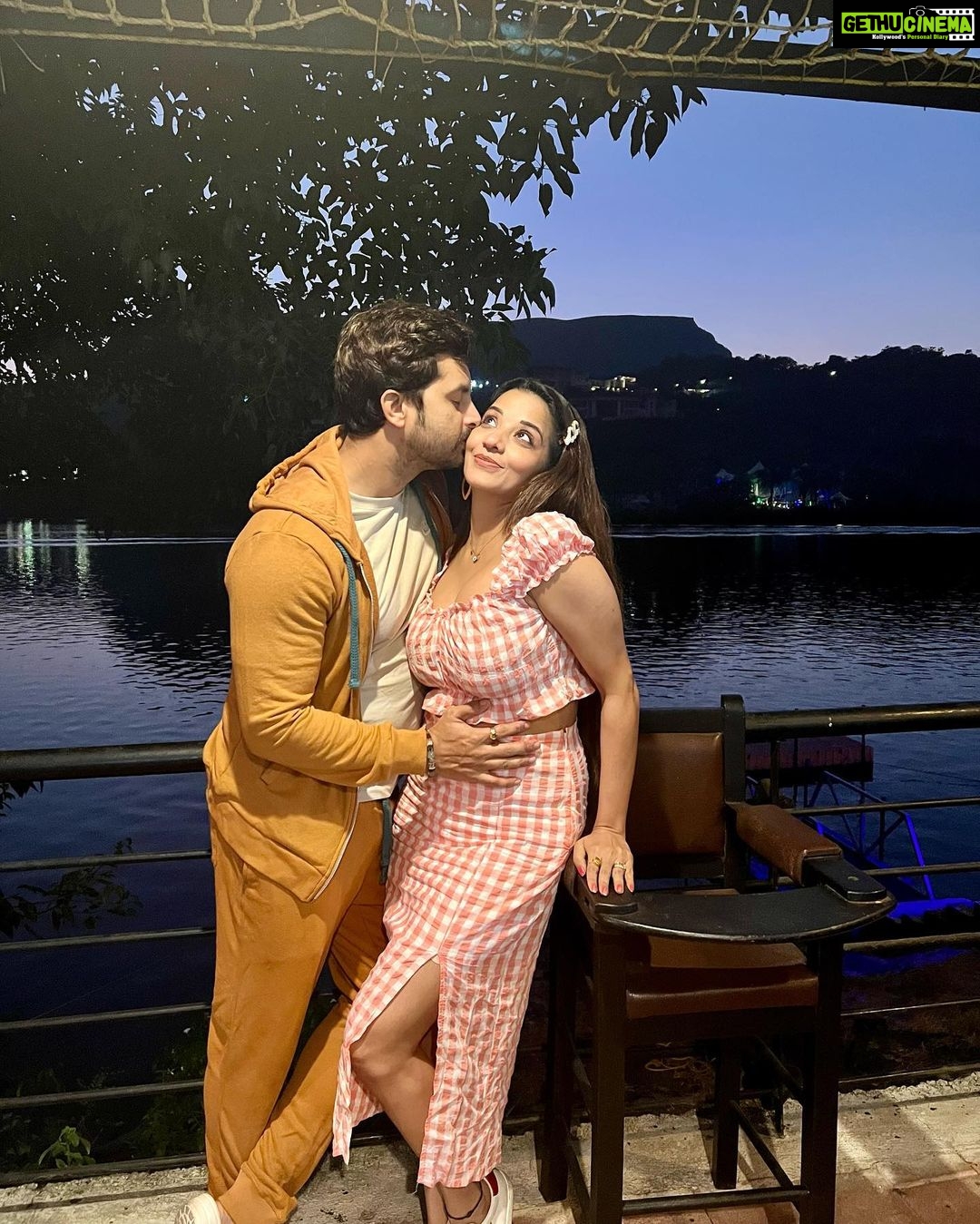 Antara Biswas Instagram - ♥️♥️… #takemeback #missingyou #missingthis #love #monvik