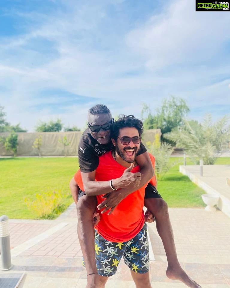 Antony Varghese Instagram - ശിവനും ശക്തിയും സേർന്താൽ മാസ്സ് ഡാ 🥰❤️⚽ ആ മാസ്സ് bgm നിങ്ങൽ മനസ്സിൽ കേൾക്കണം 😀😁😜