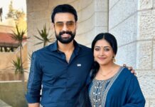 Anu Sithara Instagram - With our super hero🦸‍♂️ @tovinothomas