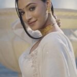 Anukreethy Vas Instagram – For me, true beauty lies in fine details. And if you’re someone who shares my belief, the Thiruvakshi Necklace from Chozha collection by @tanishqjewellery is going to be your next favourite piece.

If the detailing on this piece looks familiar to you, it’s because the set is inspired by the majestic gopurams at the Thanjavur temples built by the Chozhas. 

Want to create your own festive look? Explore the Chozha collection at @tanishqjewellery today.

#TanishqCelebratesChozha #TanishqIndia #ChozhaDynasty #Reels Tamil Nadu