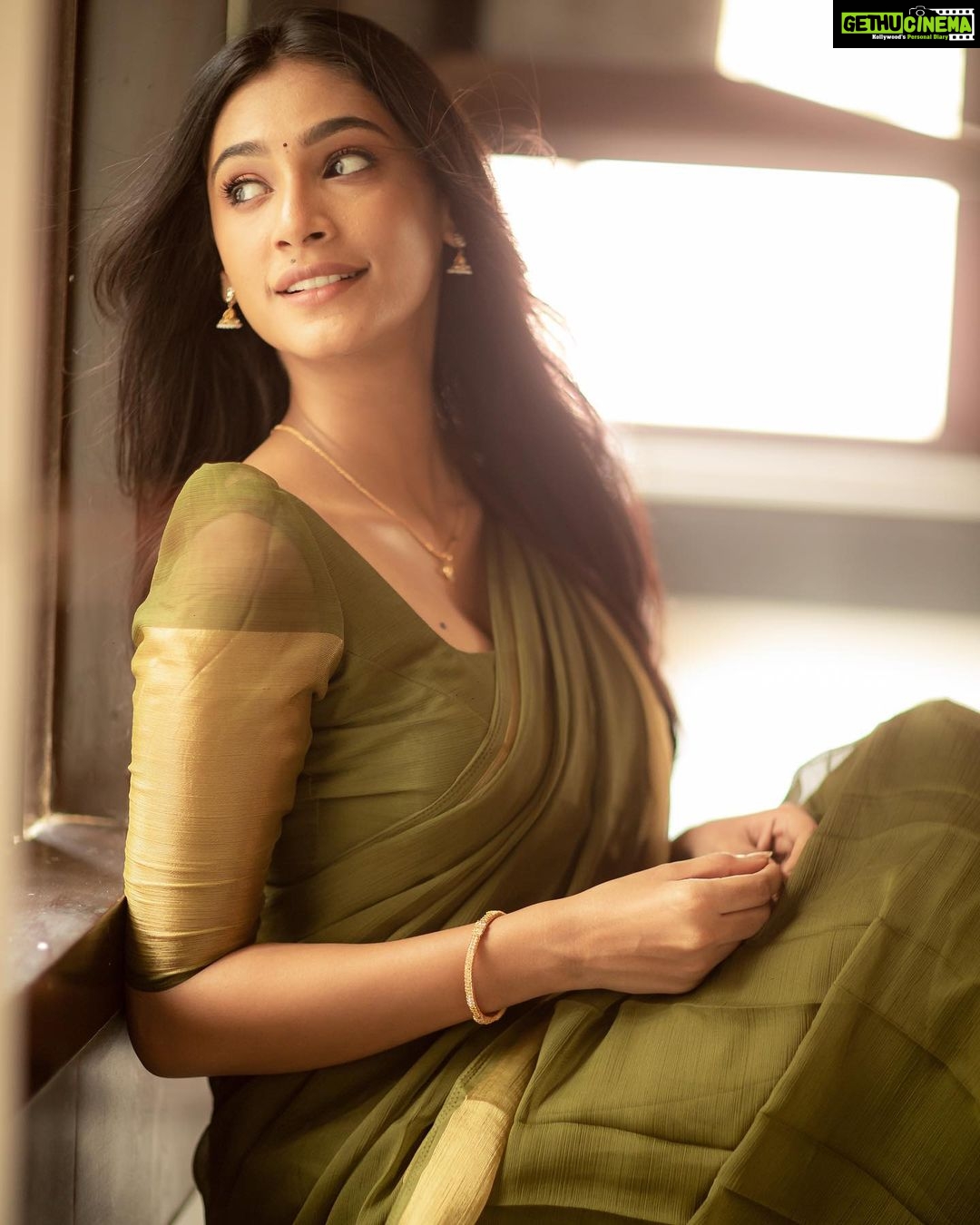 Anukreethy Vas Instagram - There is a charm about the forbidden that makes It unspeakably desirable - mark twain . PC @camerasenthil πΈ Saree @kaarigai.sarees π Mua @jeevithamakeupartistry π . . #southindian #traditional #tamilponnu #kollywood #anukreethyvas #trending #kollywoodactress #portfolio
